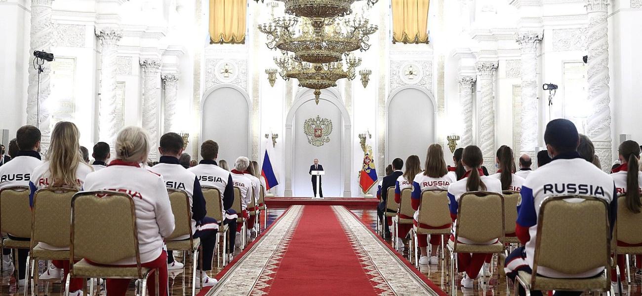 Putin with Russian Olympic team